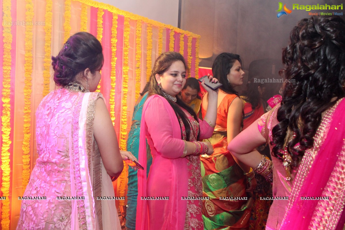 Royal Karvachauth by Manisha Kapoor's Pink Ladies CLub, Hyderabad