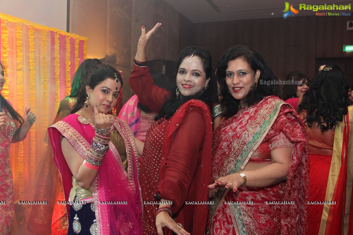 Royal Karvachauth by Manisha Kapoor's Pink Ladies CLub, Hyderabad