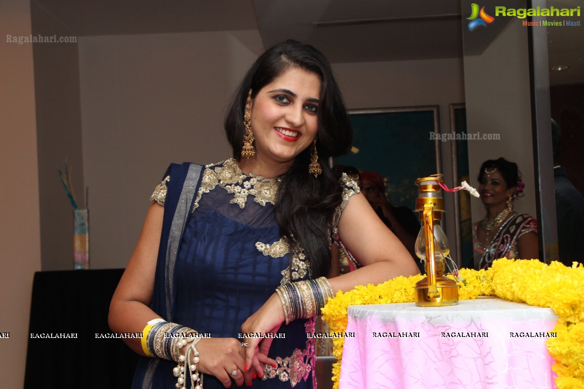 Royal Karvachauth by Manisha Kapoor's Pink Ladies CLub, Hyderabad