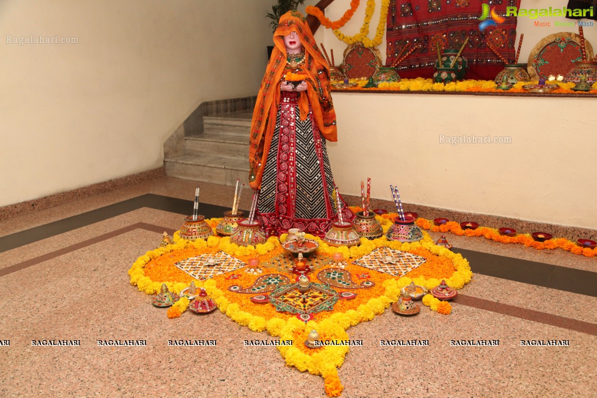 Sanskruti Navaratri Utsav Dandiya Dhamaka 2015 at Taj Deccan, Hyderabad