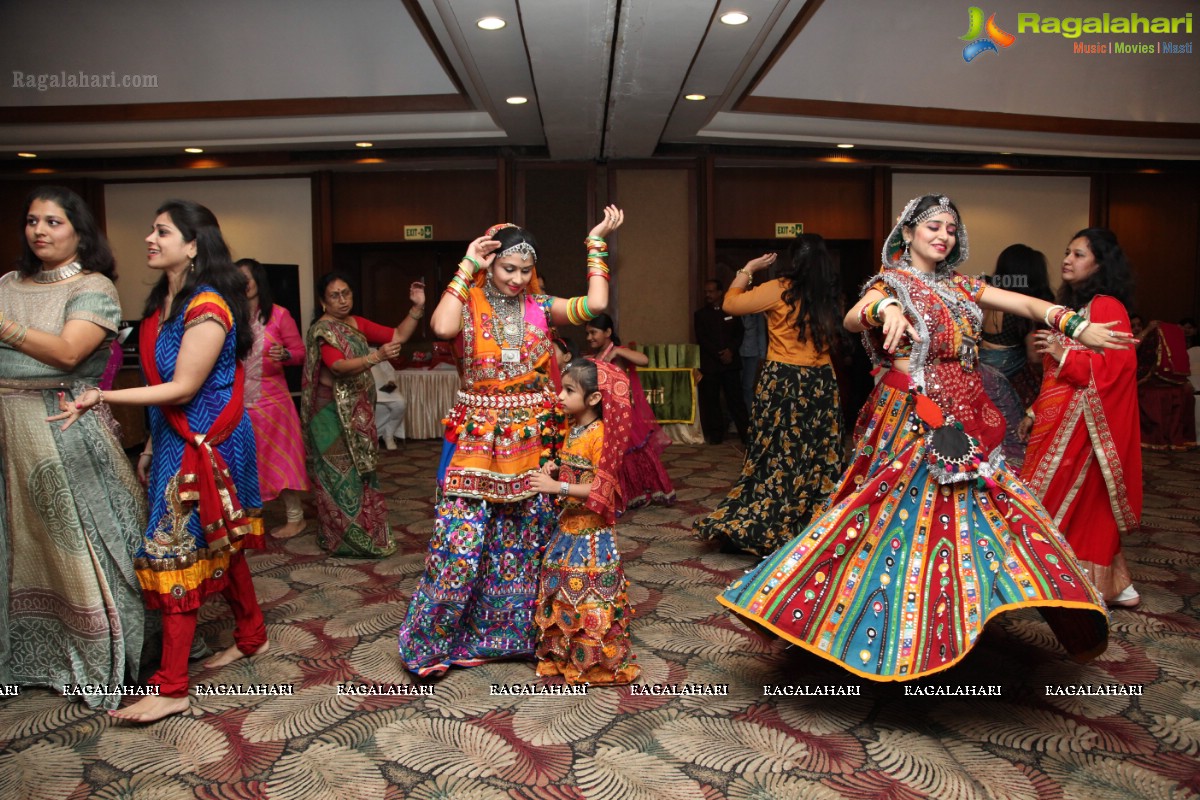 Sanskruti Navaratri Utsav Dandiya Dhamaka 2015 at Taj Deccan, Hyderabad