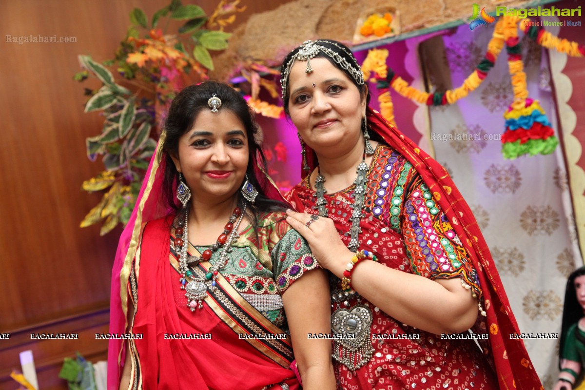 Sanskruti Navaratri Utsav Dandiya Dhamaka 2015 at Taj Deccan, Hyderabad