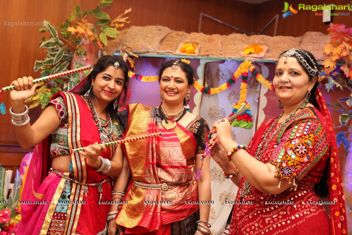 Sanskruti Navaratri Utsav Dandiya Dhamaka 2015 at Taj Deccan, Hyderabad