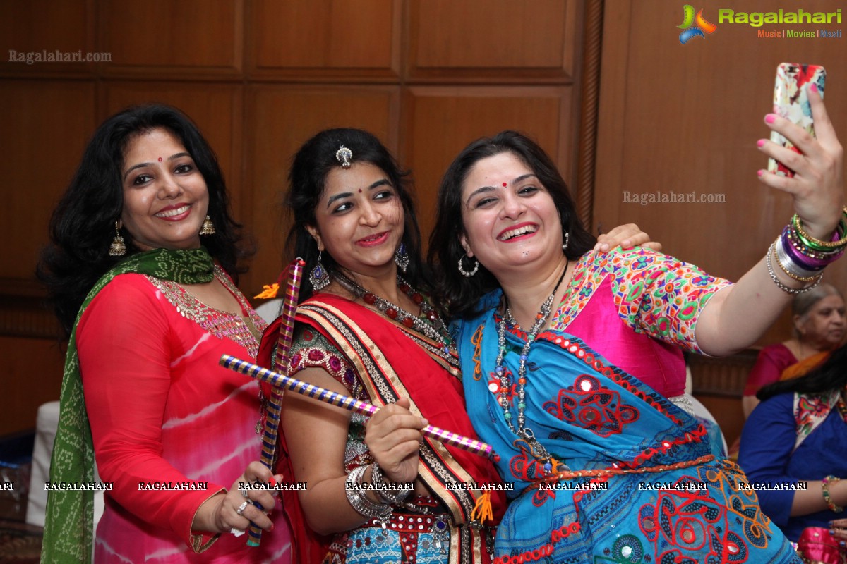 Sanskruti Navaratri Utsav Dandiya Dhamaka 2015 at Taj Deccan, Hyderabad