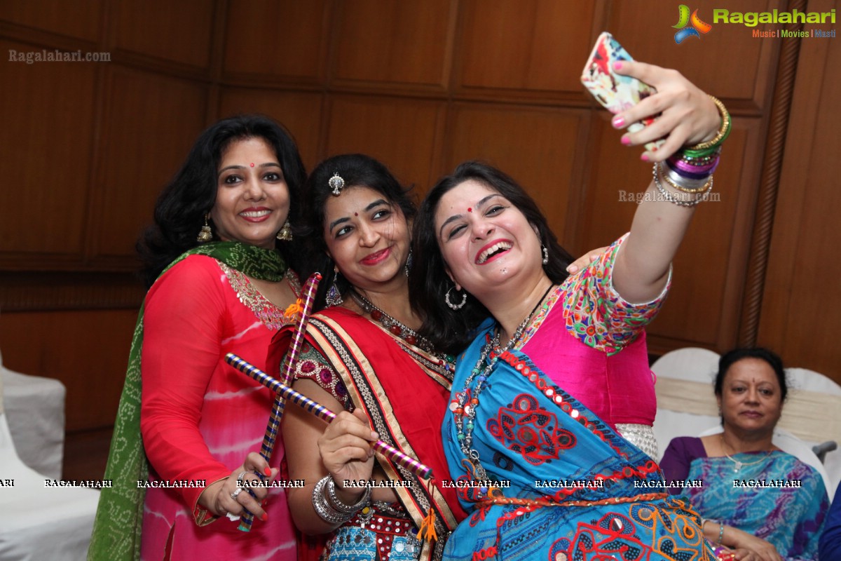 Sanskruti Navaratri Utsav Dandiya Dhamaka 2015 at Taj Deccan, Hyderabad