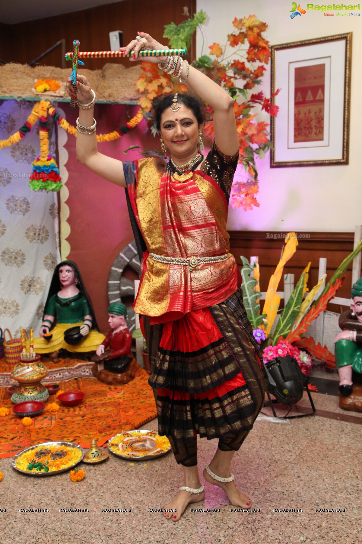 Sanskruti Navaratri Utsav Dandiya Dhamaka 2015 at Taj Deccan, Hyderabad