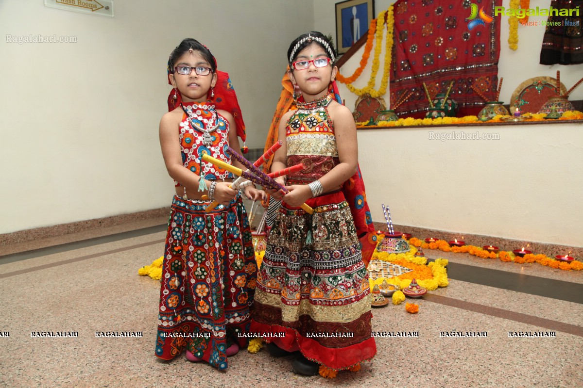 Sanskruti Navaratri Utsav Dandiya Dhamaka 2015 at Taj Deccan, Hyderabad