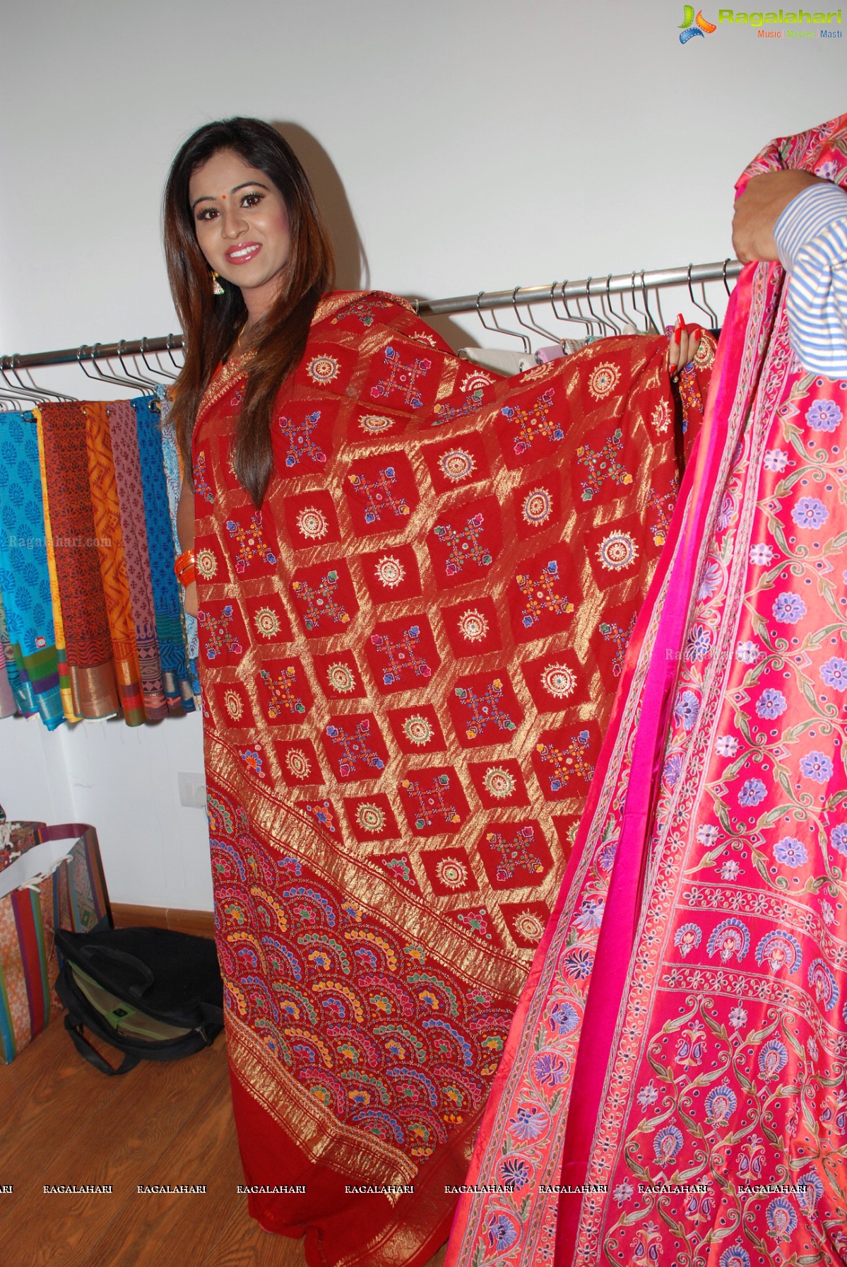 Manali Rathod launches Shrujan Kutchi Hand Embroidery Exhibition at Banjara Hills, Hyderabad