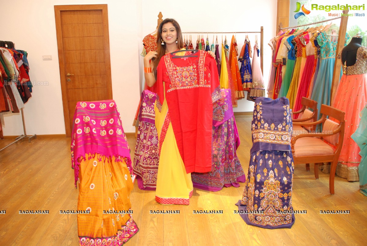 Manali Rathod launches Shrujan Kutchi Hand Embroidery Exhibition at Banjara Hills, Hyderabad