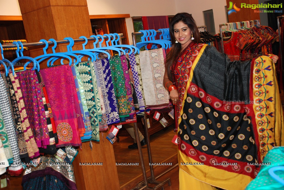 Manali Rathod launches Shrujan Kutchi Hand Embroidery Exhibition at Banjara Hills, Hyderabad