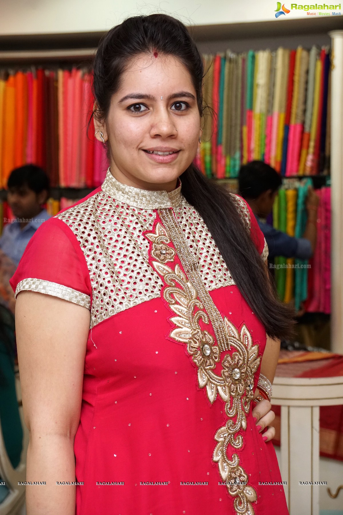 Singhanias Store - A Showcase by Celebrity Saree Draper Dolly Jain