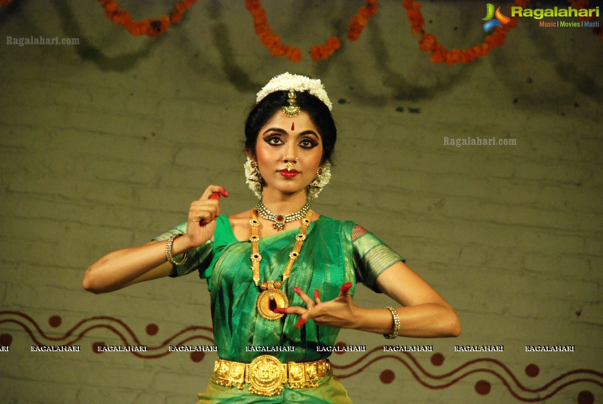 Smitha Madhav Bharatanatyam Performance at Shilparamam, Hyderabad