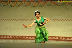 Smitha Madhav Bharatanatyam Dancer