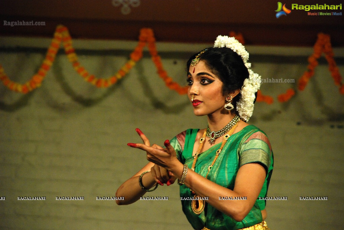 Smitha Madhav Bharatanatyam Performance at Shilparamam, Hyderabad