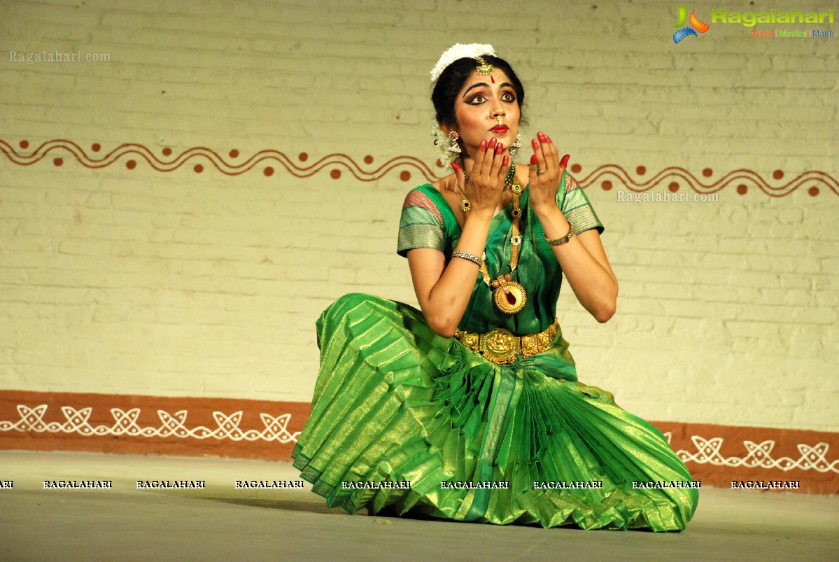 Smitha Madhav Bharatanatyam Performance at Shilparamam, Hyderabad