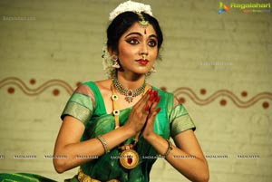 Smitha Madhav Bharatanatyam Dancer