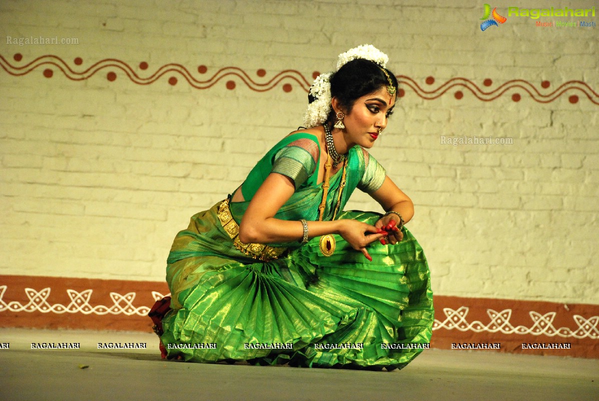 Smitha Madhav Bharatanatyam Performance at Shilparamam, Hyderabad