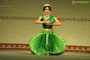 Smitha Madhav Bharatanatyam Dancer