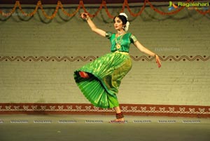 Smitha Madhav Bharatanatyam Dancer