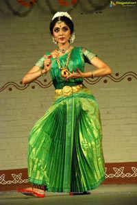 Smitha Madhav Bharatanatyam Dancer