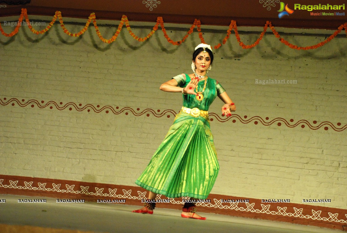 Smitha Madhav Bharatanatyam Performance at Shilparamam, Hyderabad