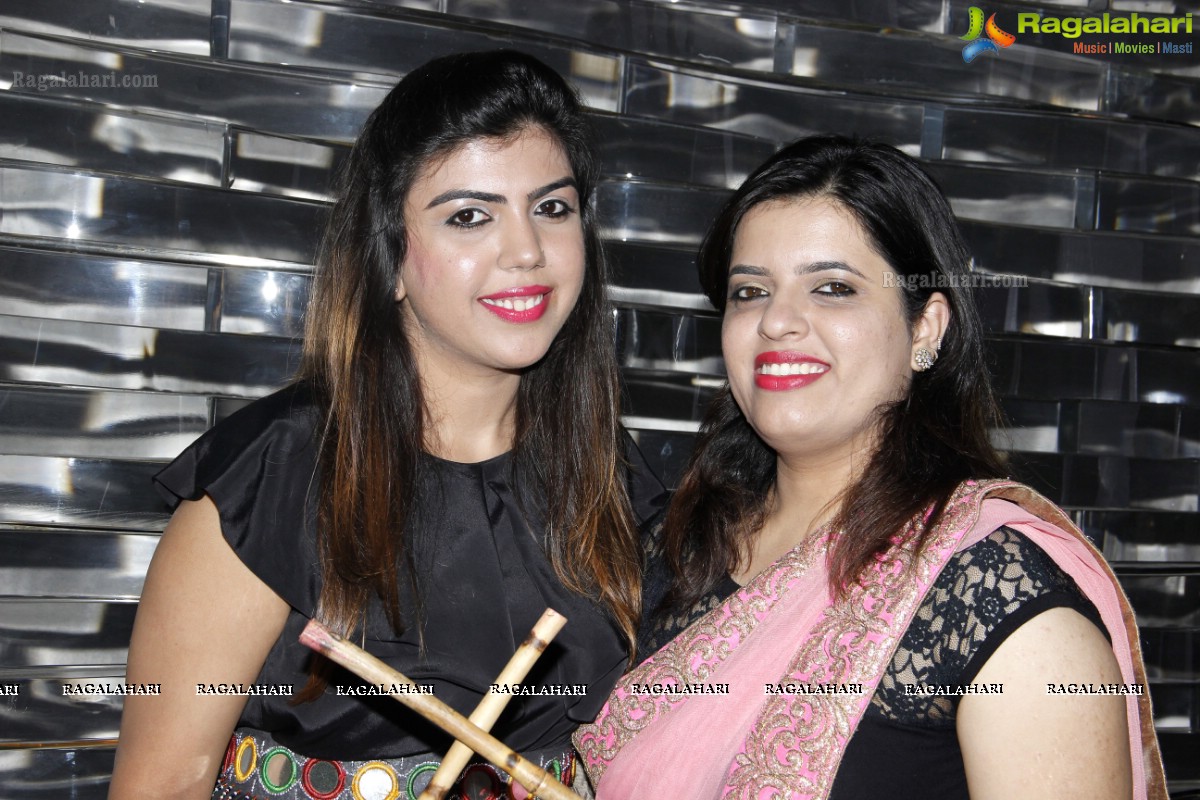 Stylish Divas Disco Dandiya 2015 at Karbon Hotel Park, Hyderabad