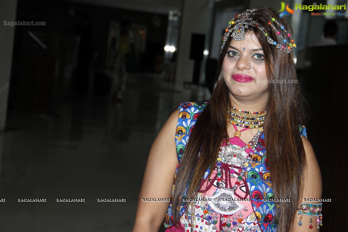 Stylish Divas Disco Dandiya 2015 at Karbon Hotel Park, Hyderabad