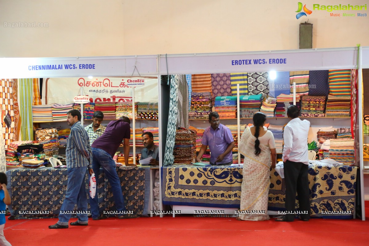 Tamilnadu Handloom Expo Launch by Disha Gawri at Sri Satya Sai Nigamaagamam, Hyderabad