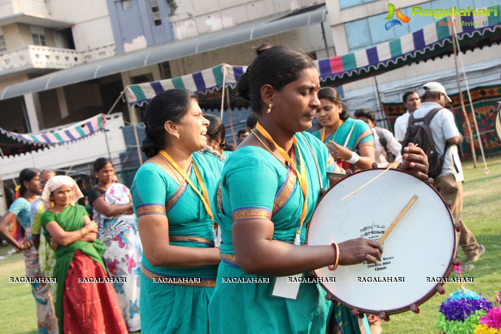 Hyderabad Bathukamma Celebrations 2015