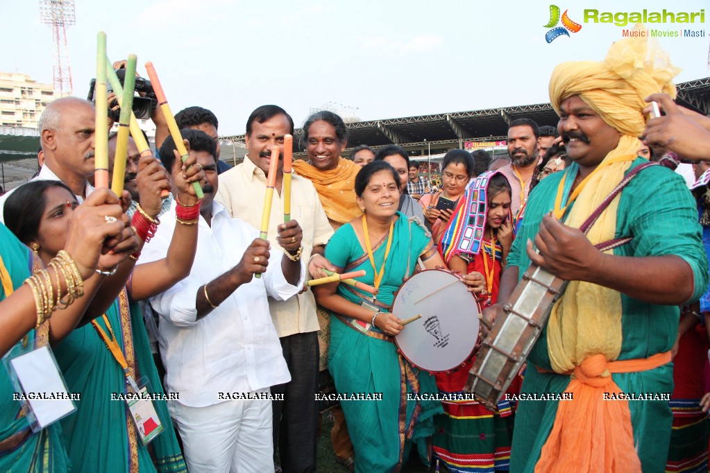 Hyderabad Bathukamma Celebrations 2015