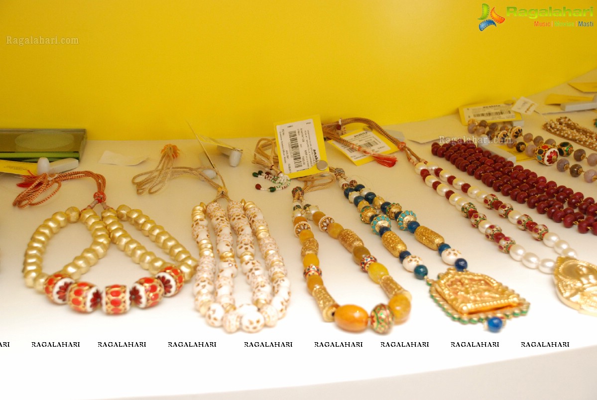 Vineet Bahl Collection Display at Anahita, Hyderabad