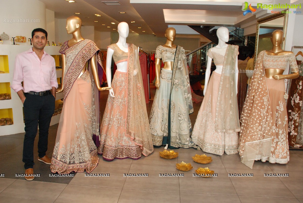 Vineet Bahl Collection Display at Anahita, Hyderabad