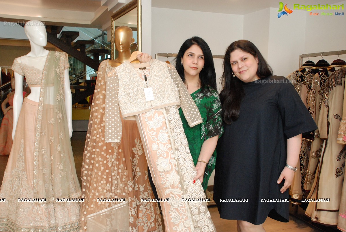 Vineet Bahl Collection Display at Anahita, Hyderabad