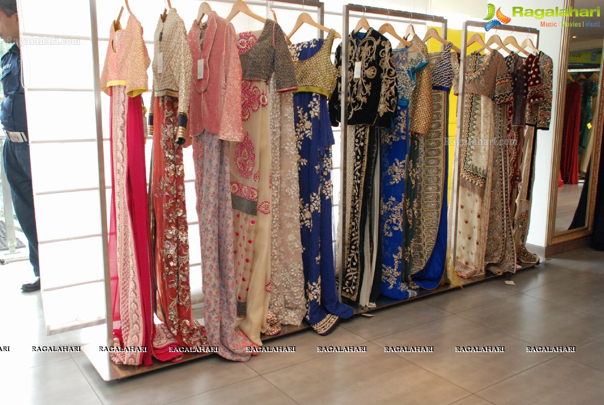 Vineet Bahl Collection Display at Anahita, Hyderabad