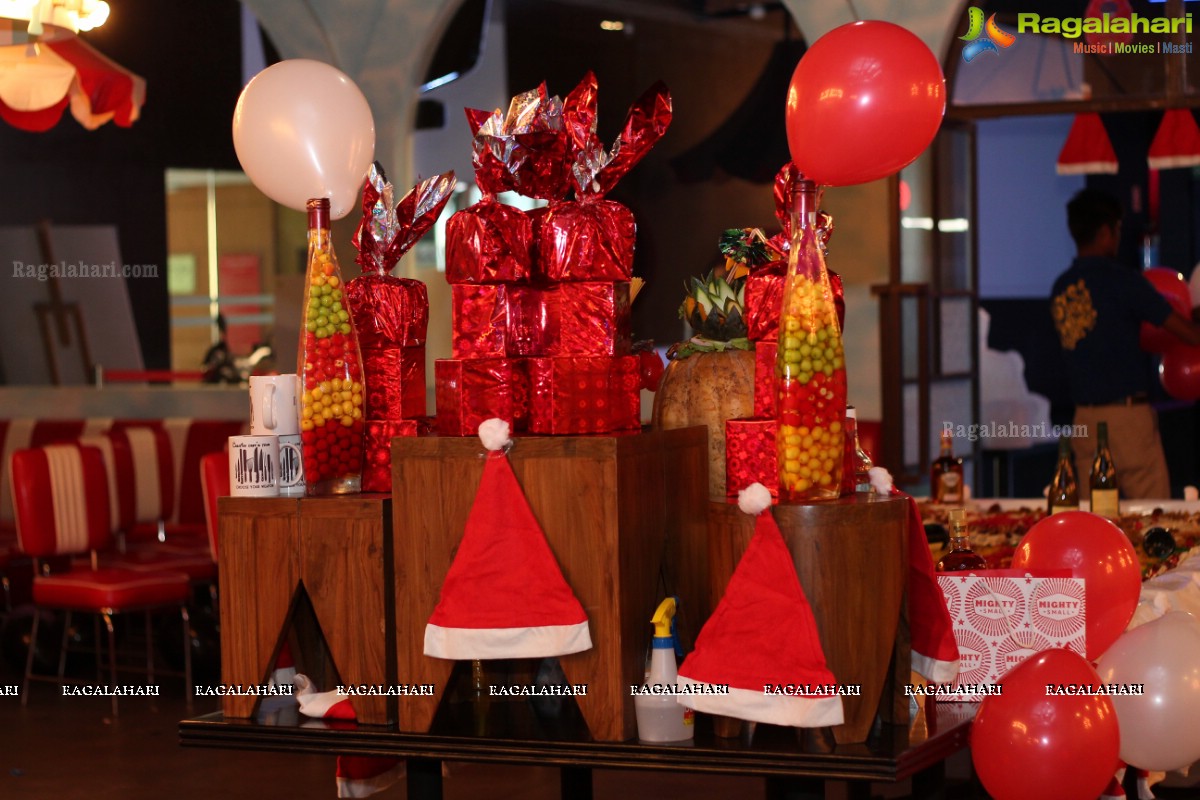 Cake Mixing Ceremony 2016 at SMAAASH, Inorbit Mall, Hyderabad