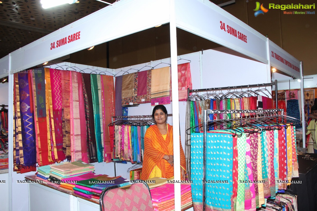 The Day & Night Bazaar by Akritti Elite at The Park, Hyderabad