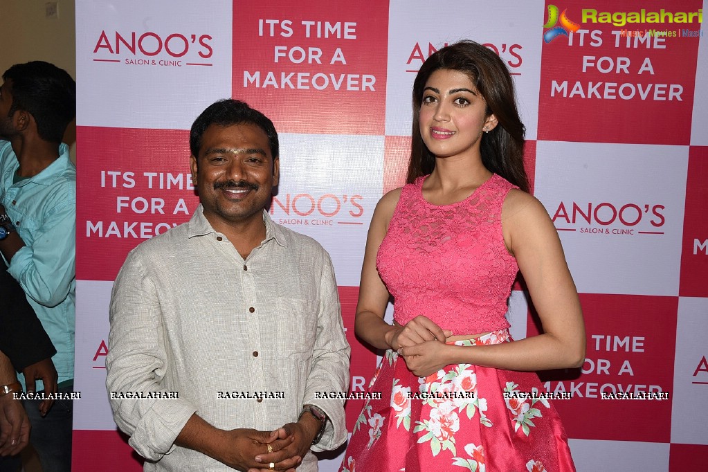 Pranitha launches Anoo's Clinic and Salon in Bangalore