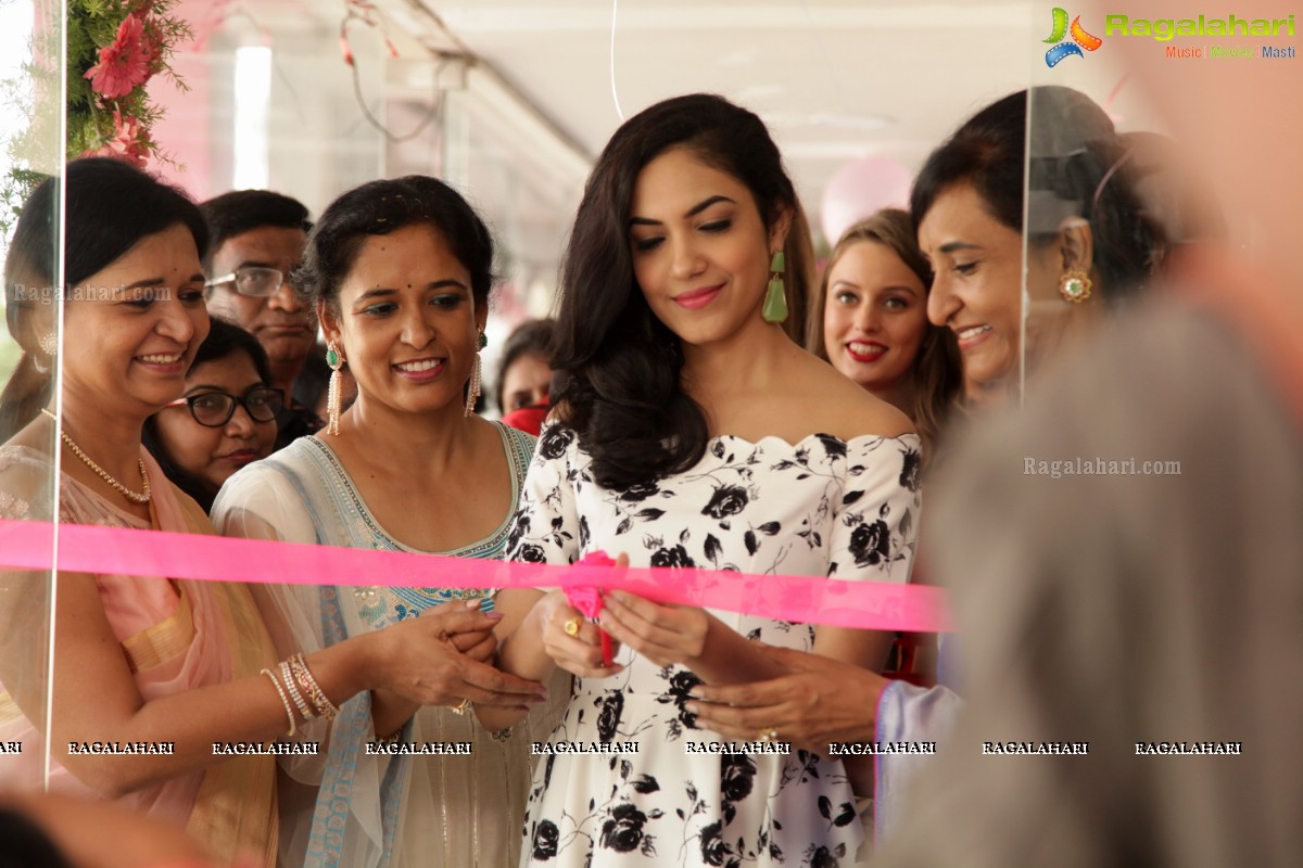 Grand Launch of Anoo's Salon and Clinic by Ritu Varma in Vizag