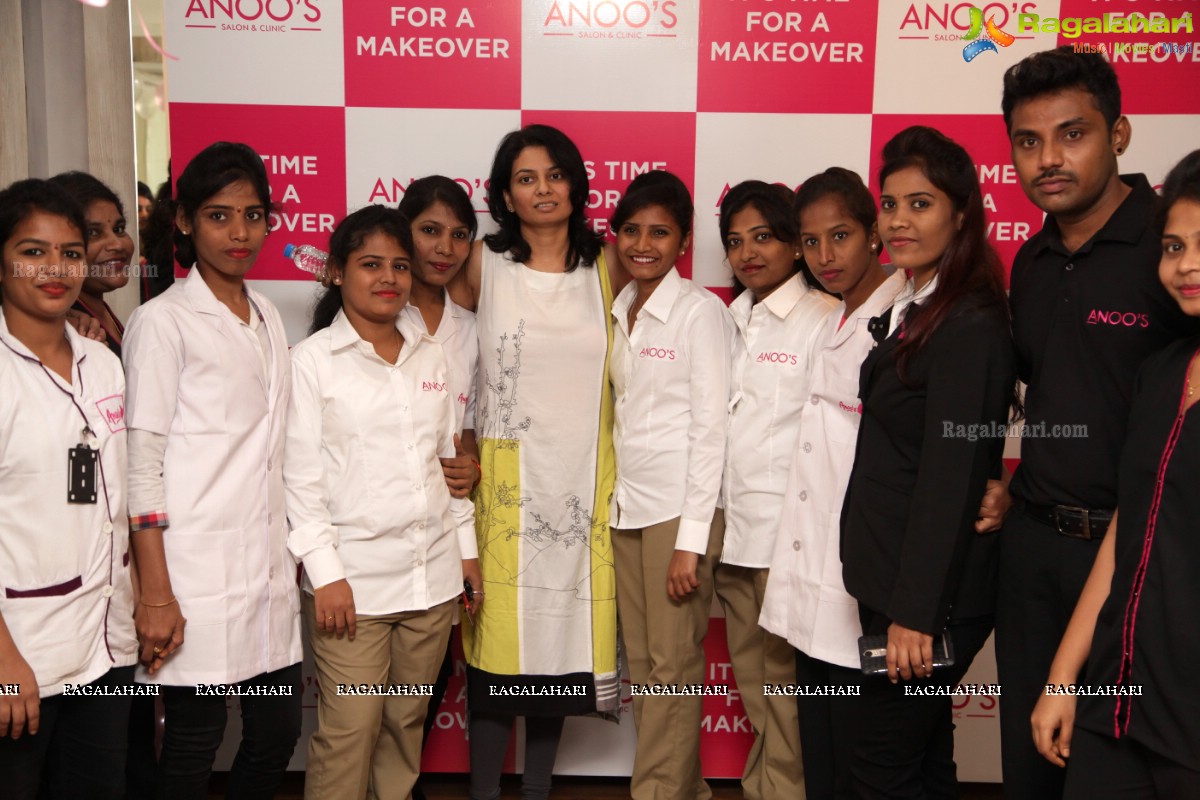 Grand Launch of Anoo's Salon and Clinic by Ritu Varma in Vizag