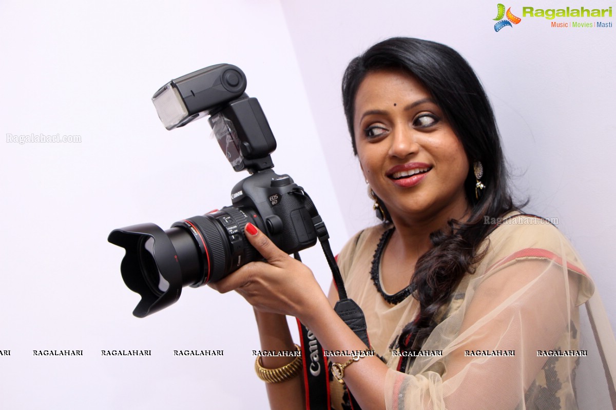 Suma Kanakala Launches Bhatt Mini Studio at Narayanaguda, Hyderabad