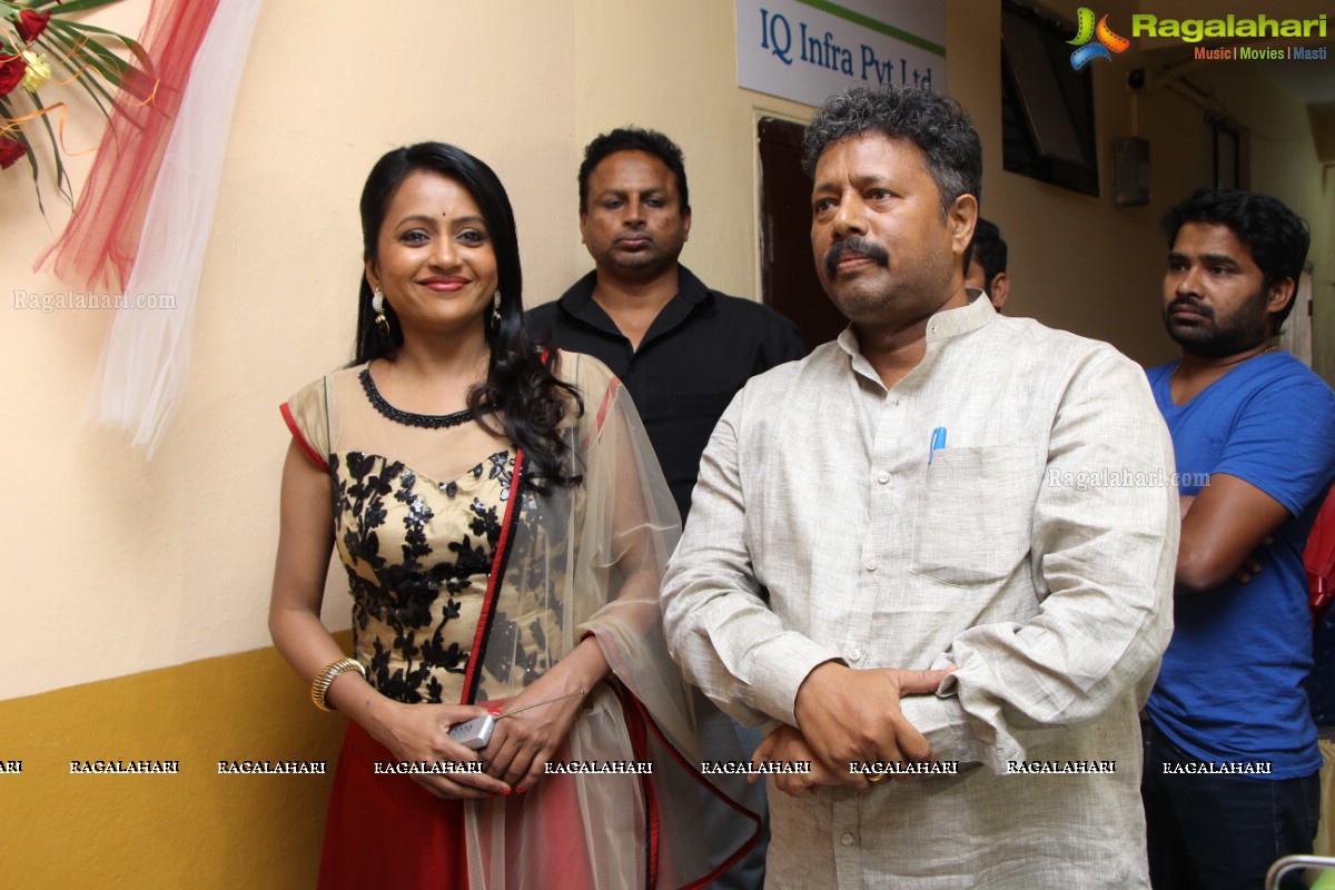 Suma Kanakala Launches Bhatt Mini Studio at Narayanaguda, Hyderabad