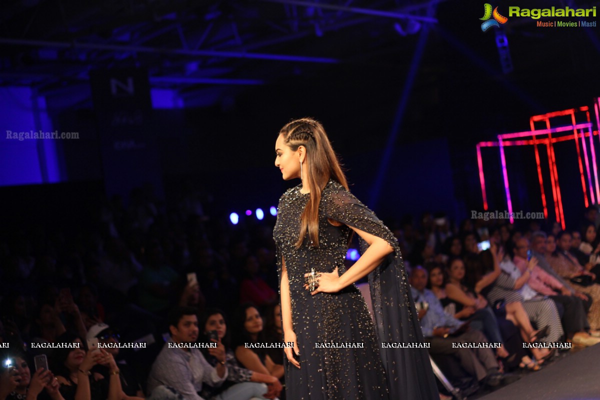 Blenders Pride Fashion Tour 2016, Hyderabad (Set 1)