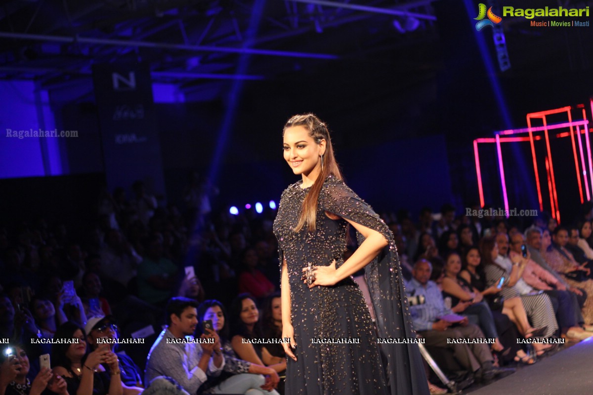 Blenders Pride Fashion Tour 2016, Hyderabad (Set 1)