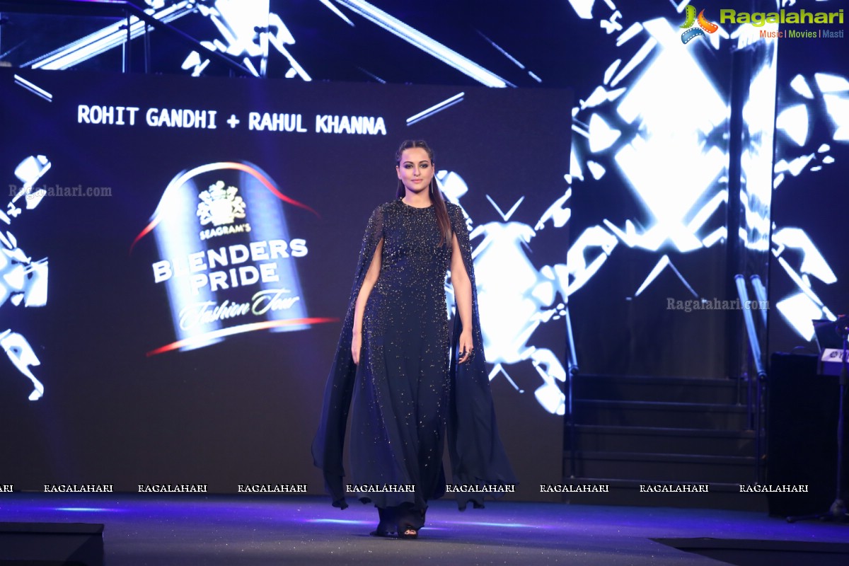 Blenders Pride Fashion Tour 2016, Hyderabad (Set 2)