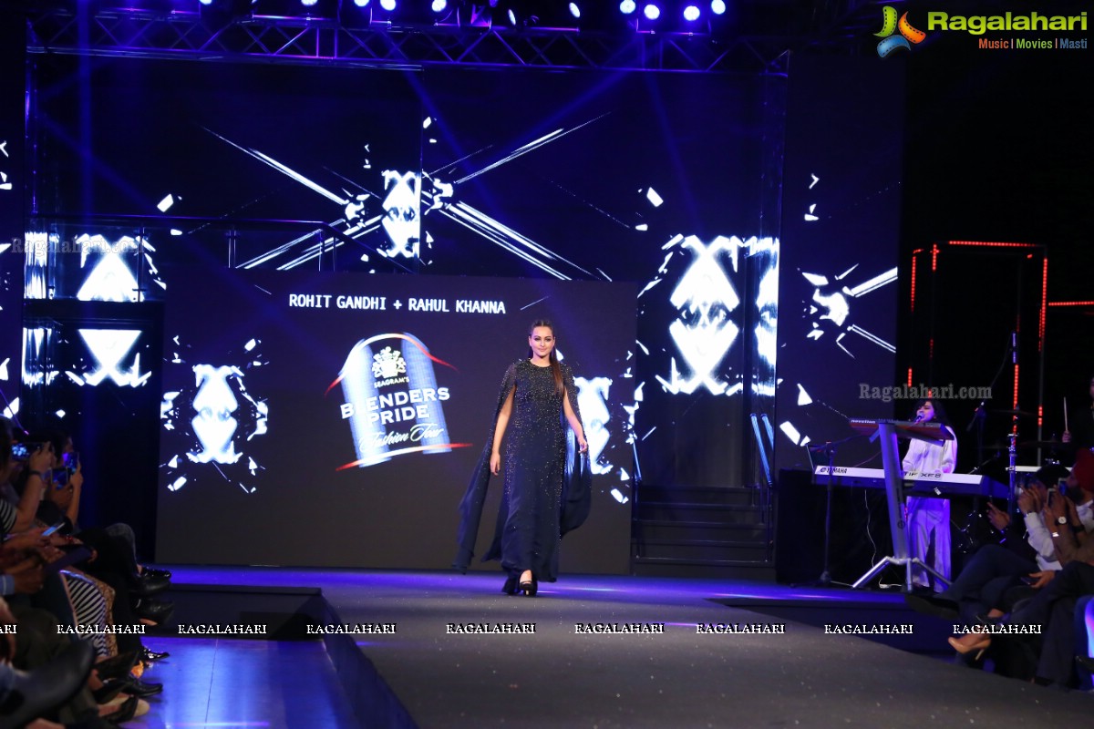 Blenders Pride Fashion Tour 2016, Hyderabad (Set 2)