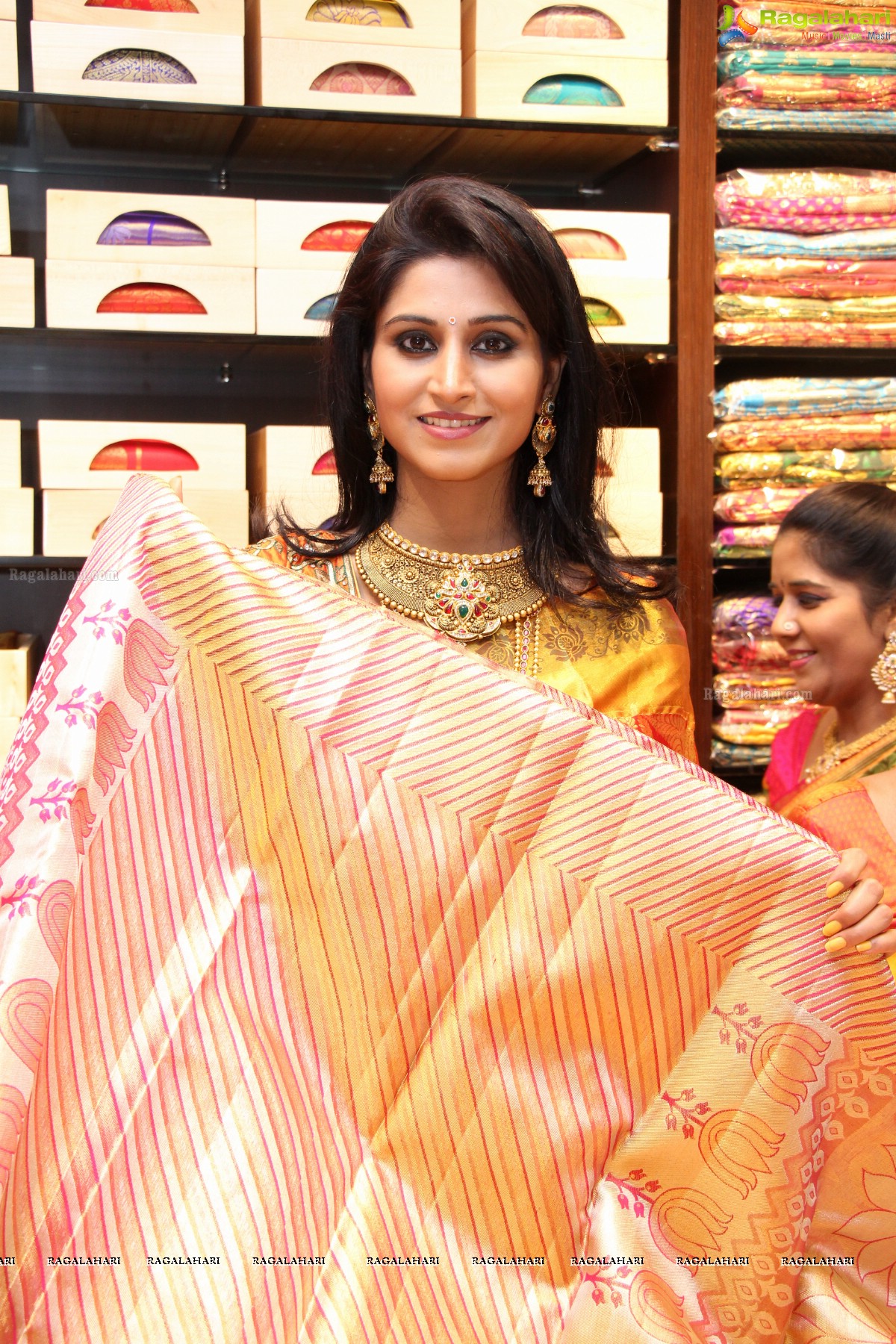 Shamili Sounderajan inaugurates Chandana Brothers at Somajiguda, Hyderabad 