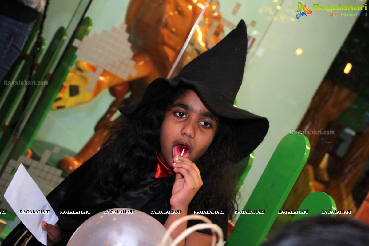 Halloween Celebrations 2016 at The Kids Center