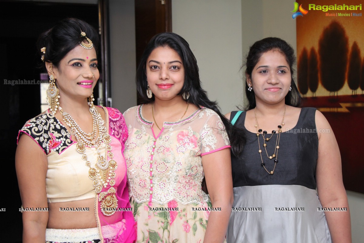 Pre-Diwali Celebrations by Sushila Bokadiya at Hotel Ramada