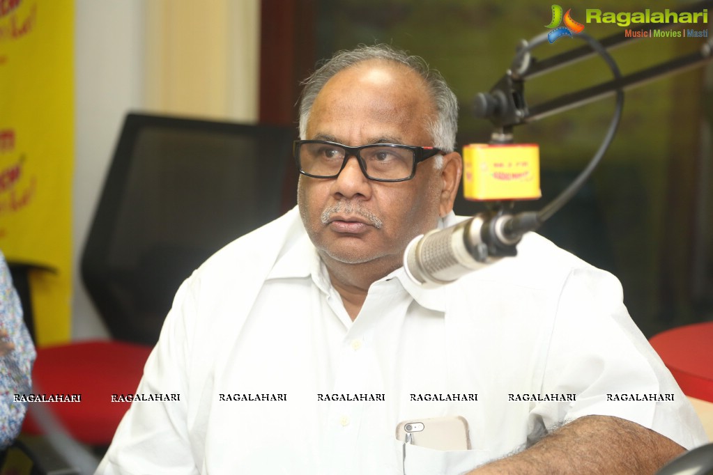 Intlo Deyyam Nakem Bhayam Team at Radio Mirchi