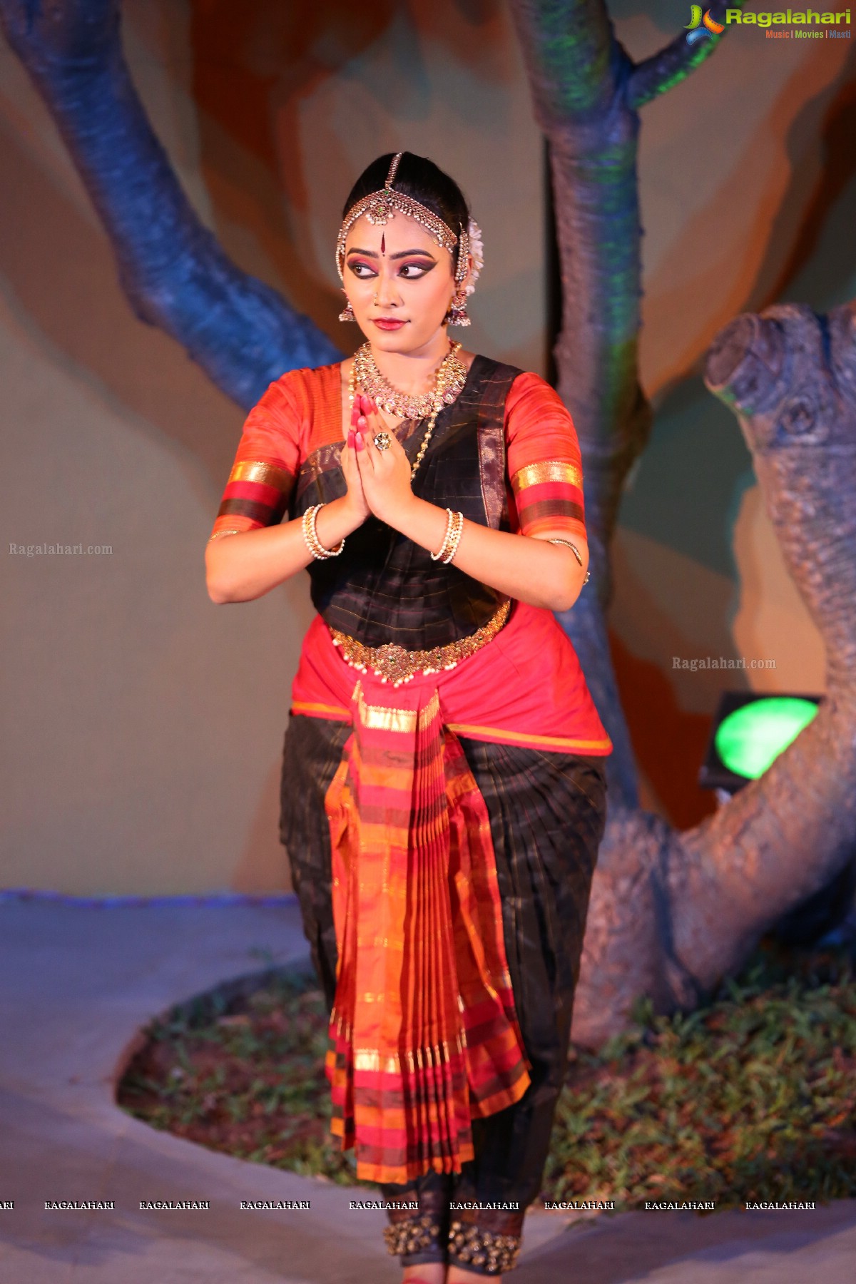 Bharatanatyam Recital by Kiranmayee Madupu at Saptaparni, Hyderabad